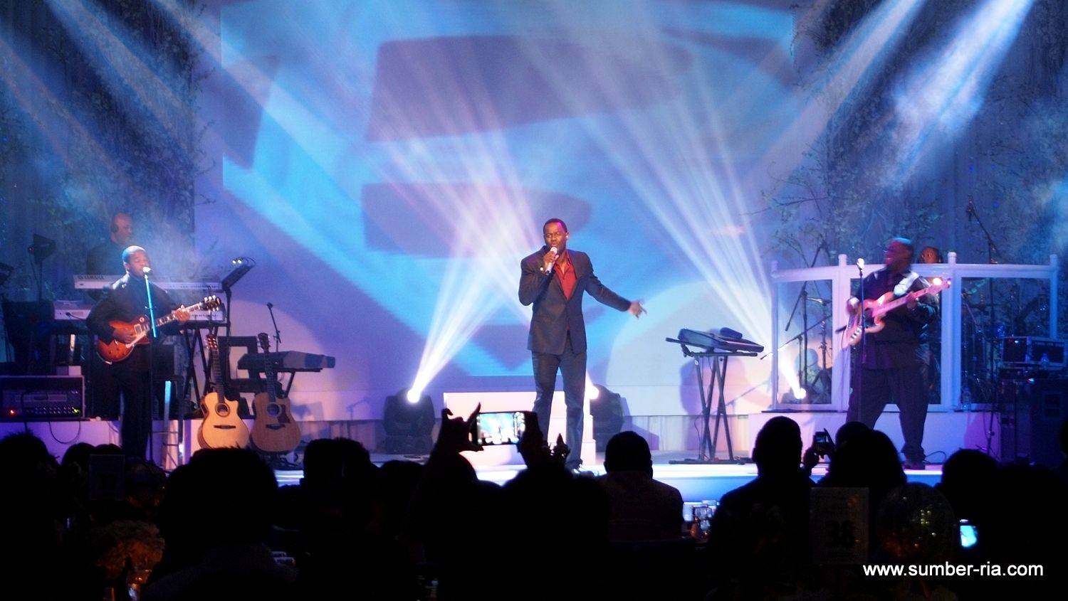 MULIA HOTEL OLD AND NEW WITH BRIAN MCKNIGHT AND KEITH MARTIN